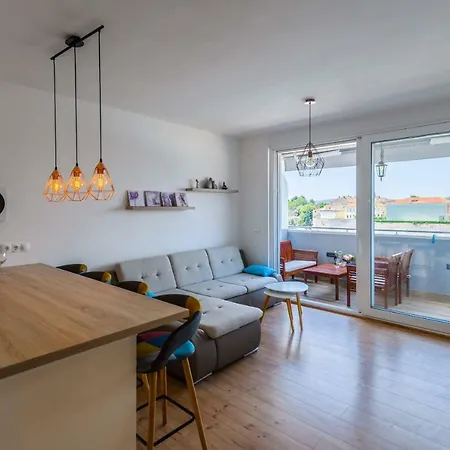 Skadenca Apartamento *